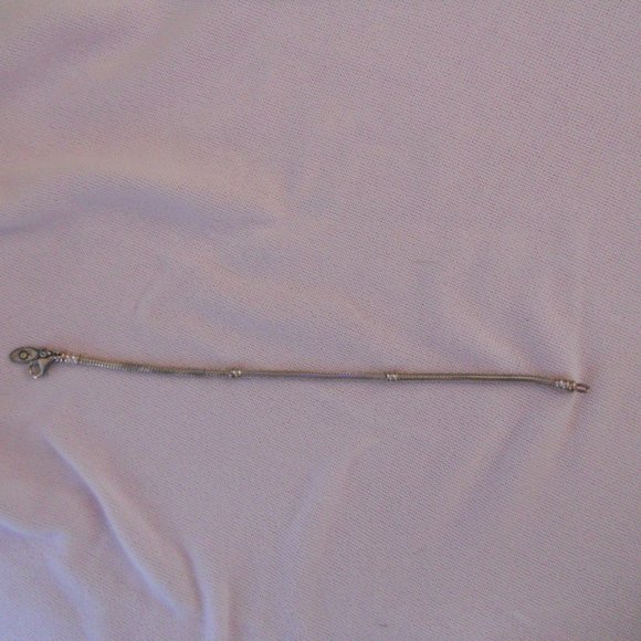 Retired Pandora Bracelet S925 Starter 8" for charms #590700 Lobster Clasp EUC - Picture 4 of 4